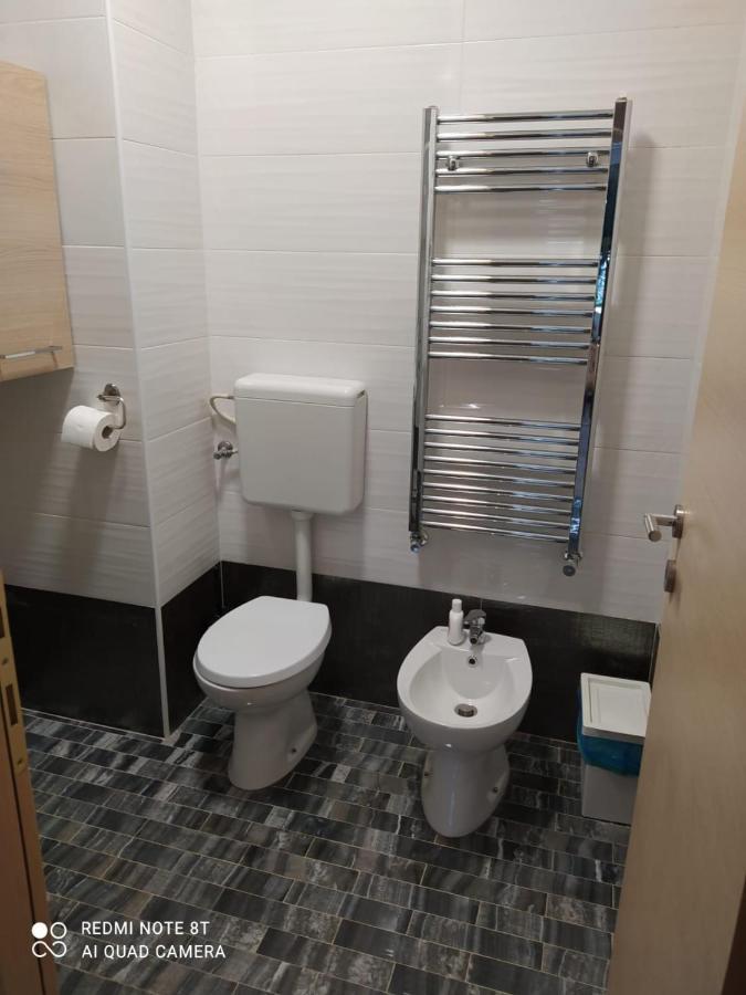 Bluhouse Daire Cenova Dış mekan fotoğraf